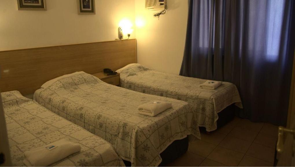 Aires Express Hotel Буенос Айрес Екстериор снимка